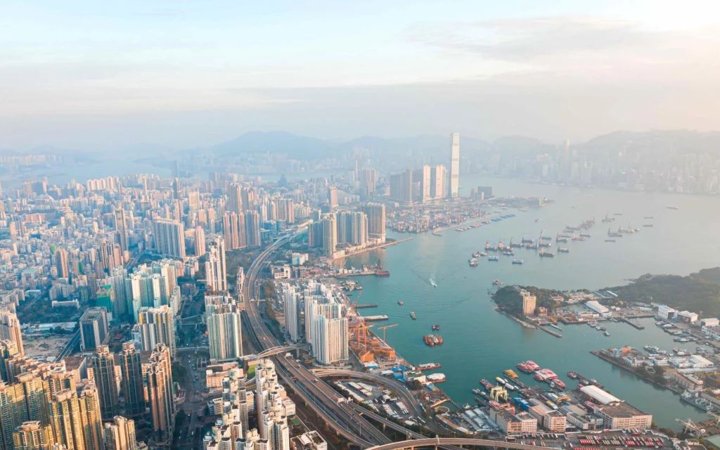 Hong Kong Diamond Market and diamond jewelry Diamond Ring, earring, necklace, bracelet seller